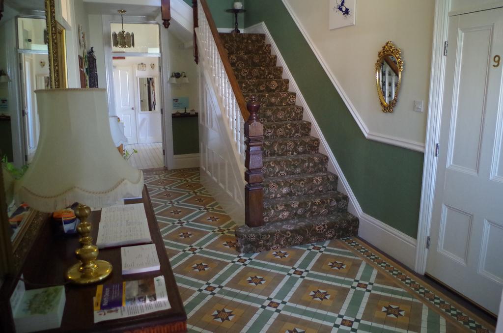 Varley House อิลฟราคูมบ์ ภายนอก รูปภาพ
