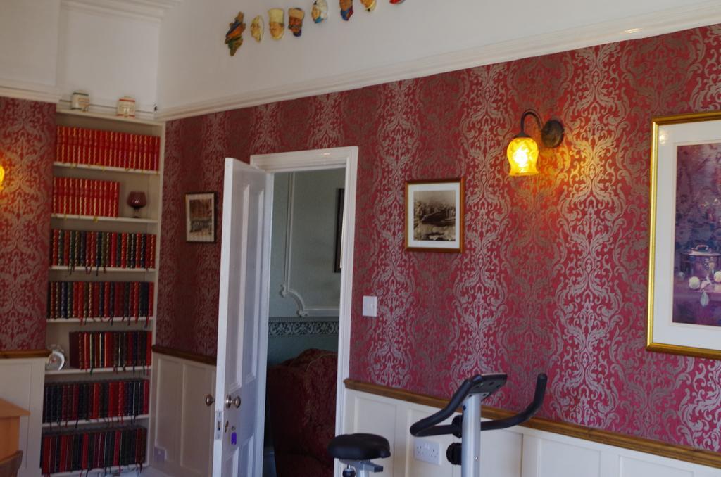 Varley House อิลฟราคูมบ์ ภายนอก รูปภาพ